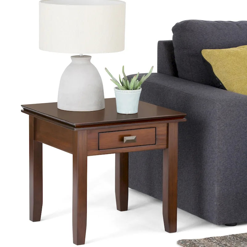 Table d'appoint carrée en bois massif
