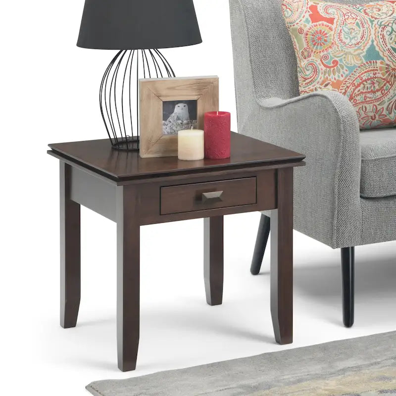 Table d'appoint carrée en bois massif