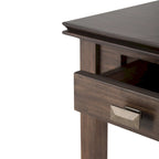 Table d'appoint carrée en bois massif