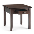 Table d'appoint carrée en bois massif