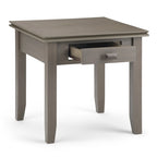Table d'appoint carrée en bois massif