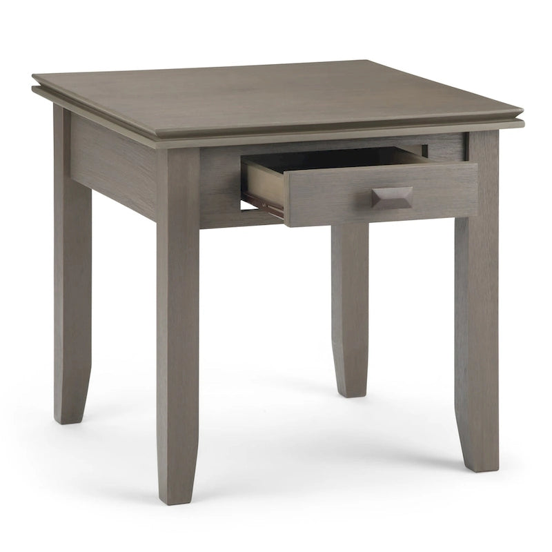 Table d'appoint carrée en bois massif