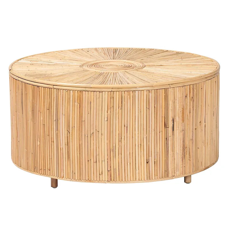 Table basse bohème en rotin clair couleur miel