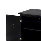 Armoire de rangement en bois avec poignées en métal